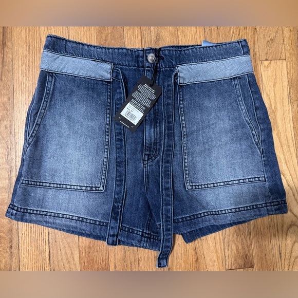 Hudson Belted Cinched Waist Jean Shorts - Picture 5 of 8